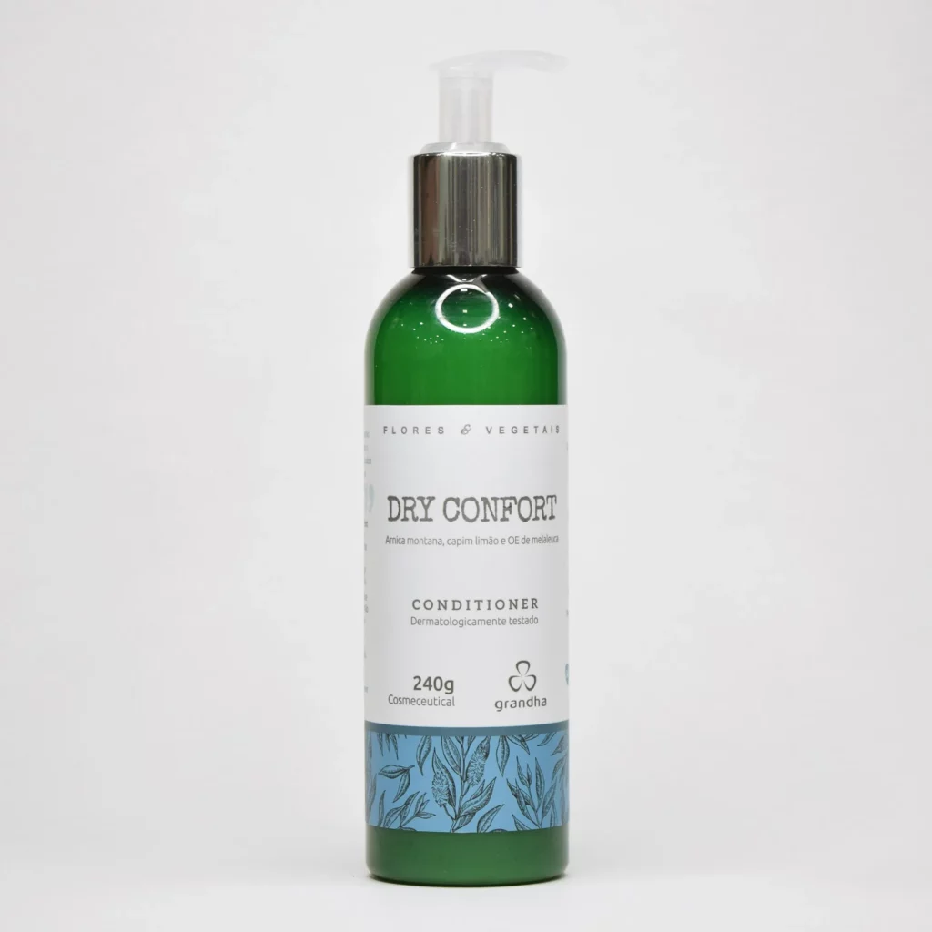 Dry Confort Conditioner es un acondicionador terapéutico de uso diario formulado para combatir el exceso de grasa