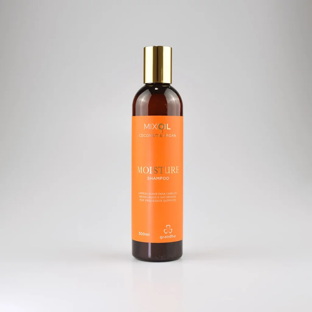 Moisture Shampoo, de la familia Mix Oil Coconut & Argan, es un champú hidratante y limpiador suave, diseñado para cabellos secos